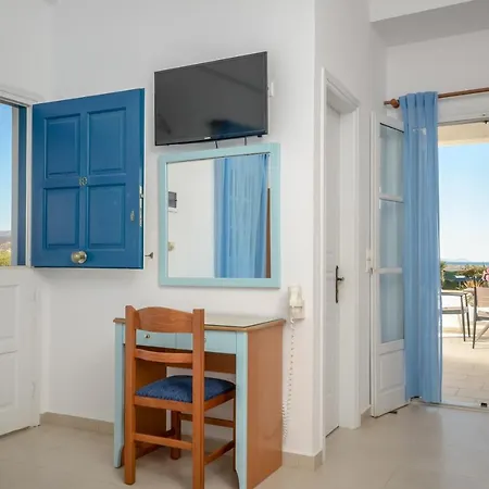 Crystal Naxos 2 At *