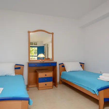 Apartment Crystal Naxos 2 At *