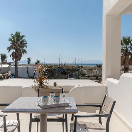 Crystal Naxos 2 At * Mikri Vigla